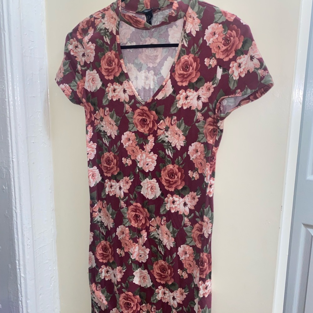 Bodycon flowery dress